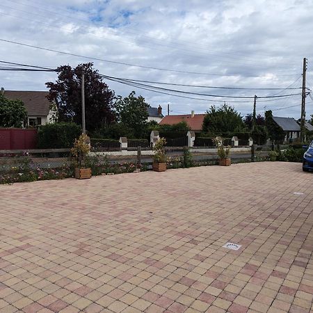 Bed and Breakfast Du coté de chez Swann 1 Trouville-sur-Mer Exterior foto