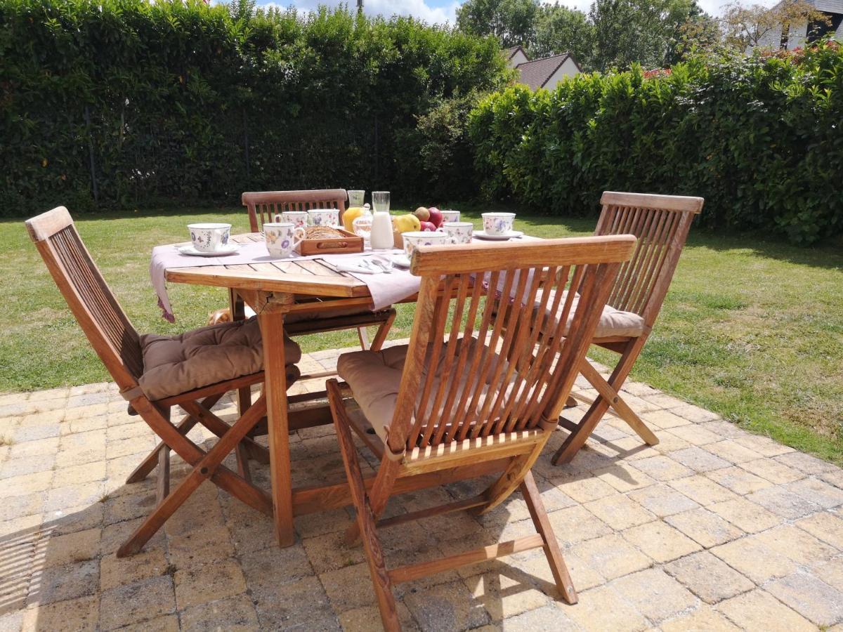 Bed and Breakfast Du coté de chez Swann 1 Trouville-sur-Mer Exterior foto