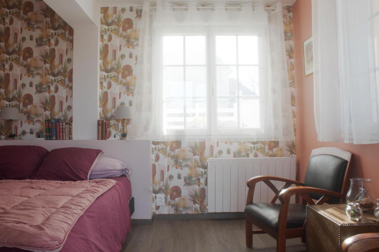 Bed and Breakfast Du coté de chez Swann 1 Trouville-sur-Mer Exterior foto