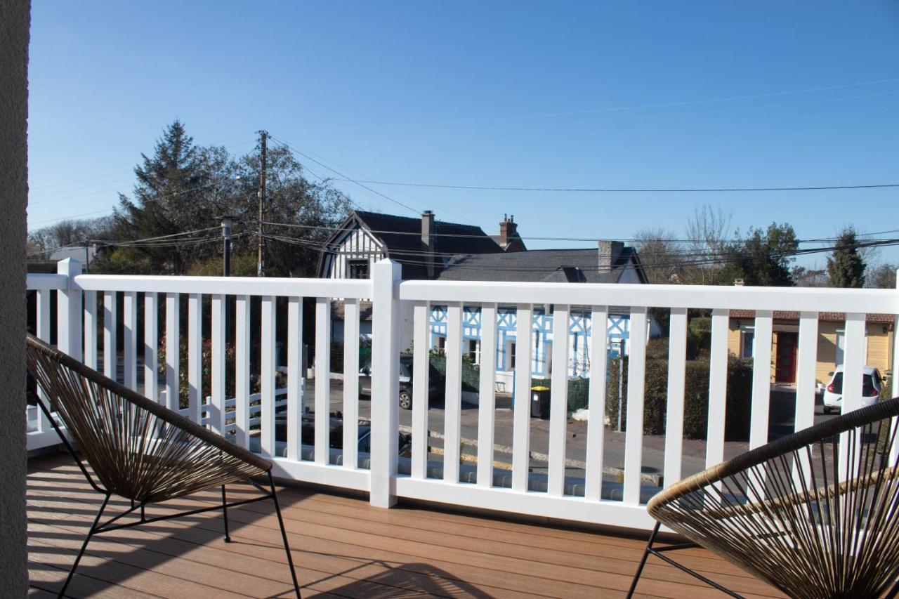 Bed and Breakfast Du coté de chez Swann 1 Trouville-sur-Mer Exterior foto